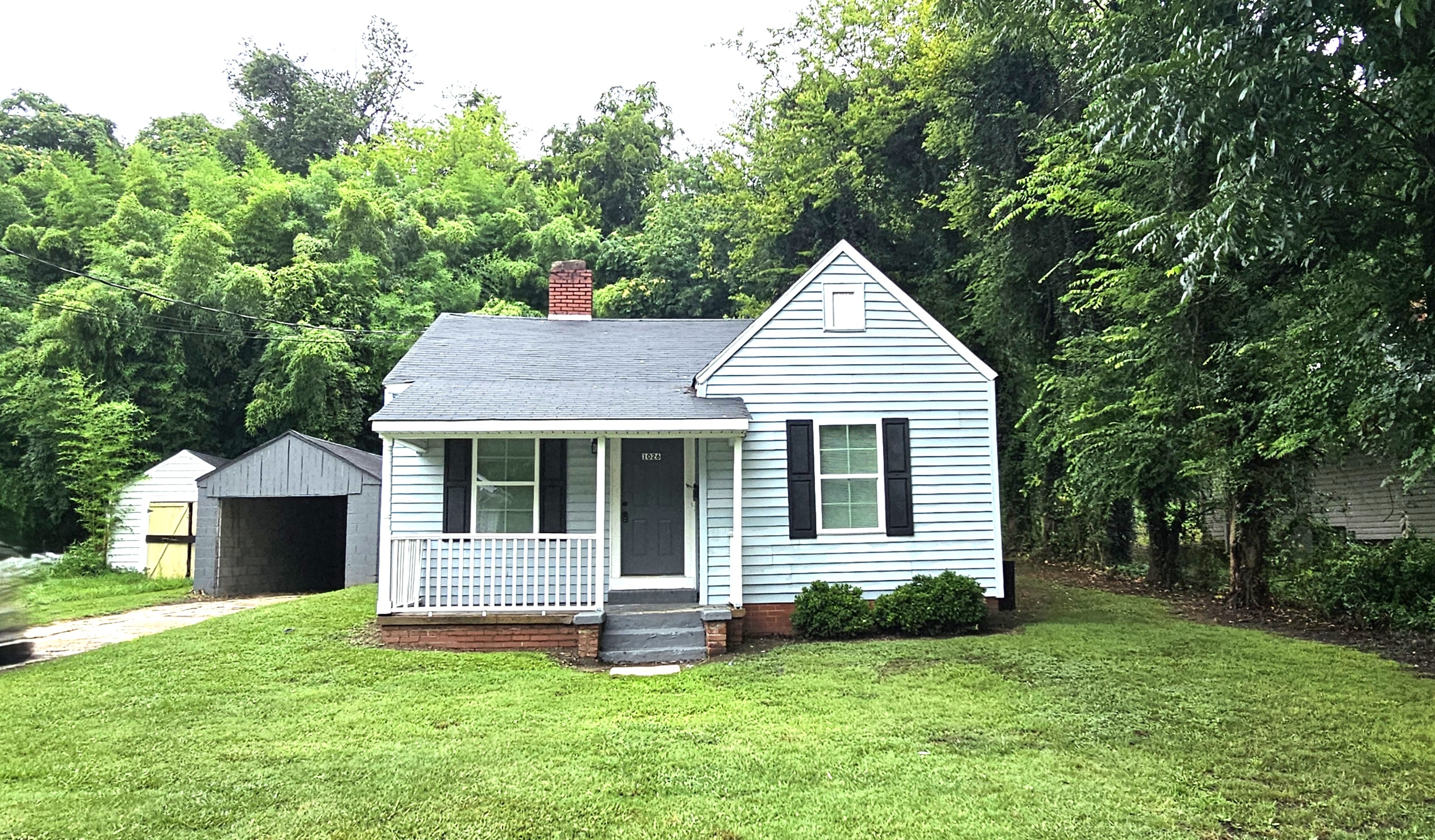 Property main image